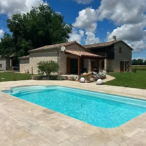 https://la-petite-maison-dans-le-quercy.midi-pyreneeshotels.com